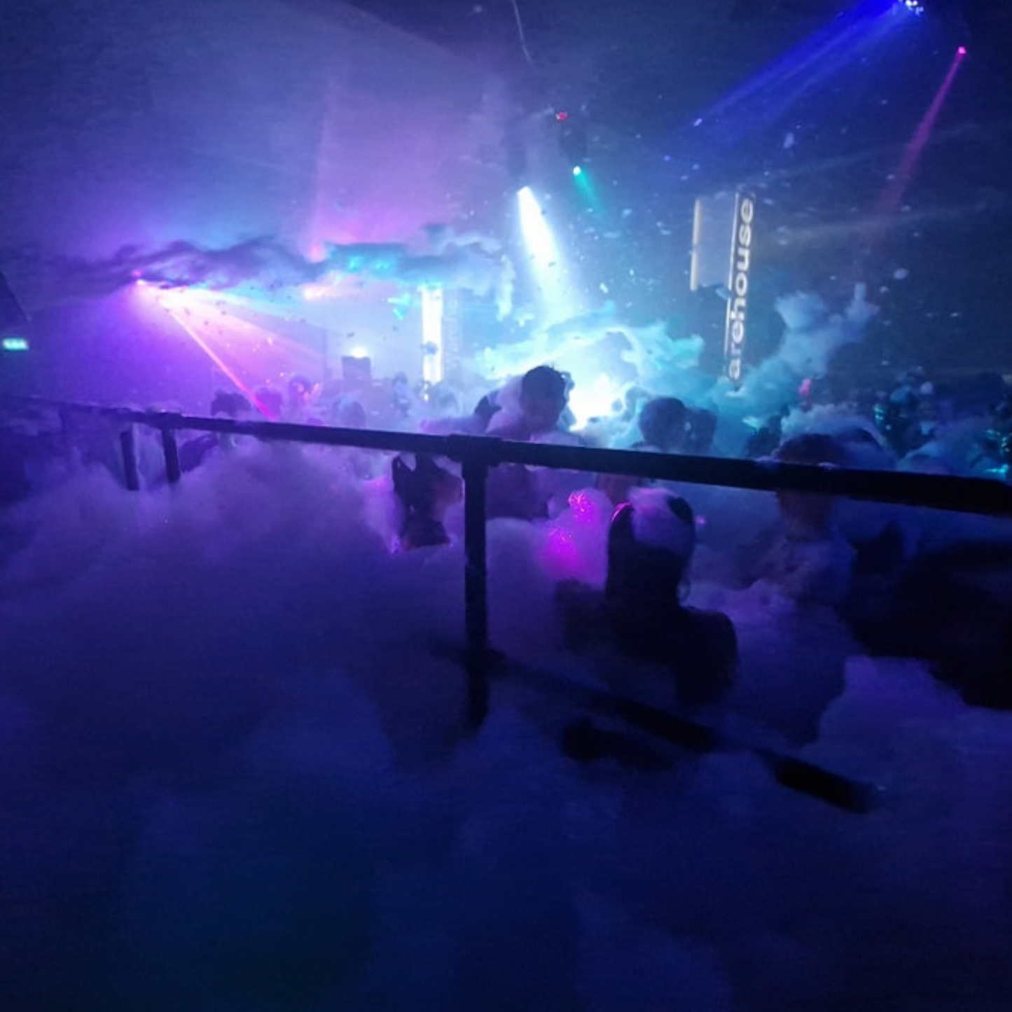 Foam party For nightclubs in the UK