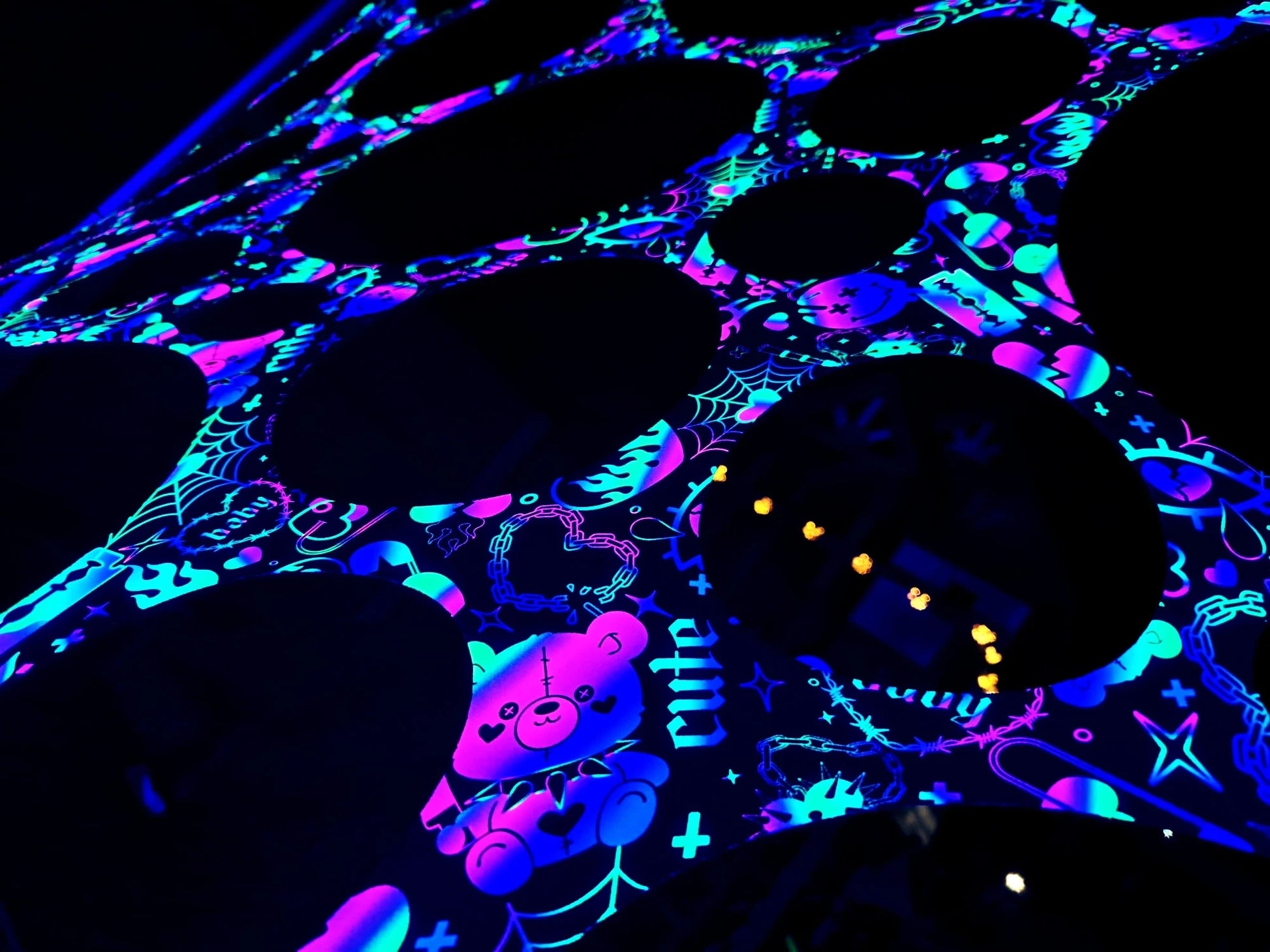 UV Psychedelic Bear webbing Stretch event décoration