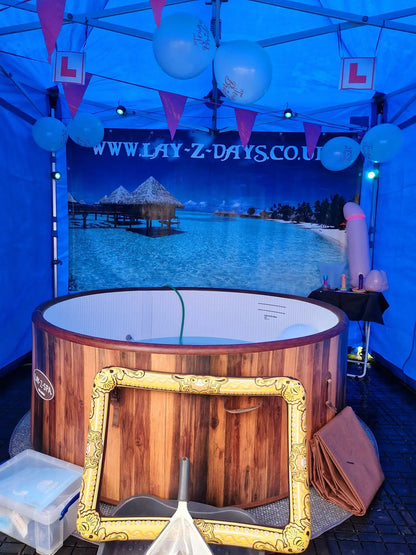 Helsinki 5-7 Person Hot Tub Hire Book Now - Lay-z-days Event's™Helsinki 5-7 Person Hot Tub Hire Book Now