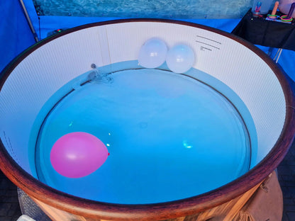 Helsinki 5-7 Person Hot Tub Hire Book Now - Lay-z-days Event's™Helsinki 5-7 Person Hot Tub Hire Book Now