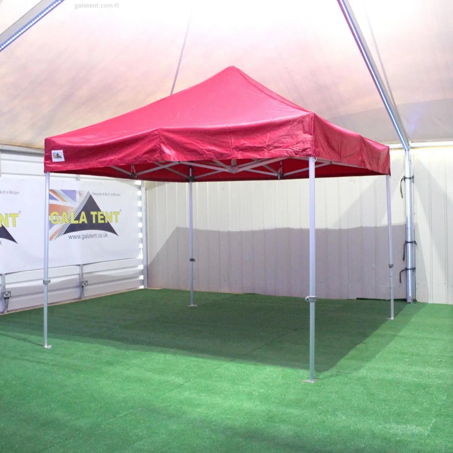 Red 3x3m Gazebo Hire - Lay-z-days Event's™Red 3x3m Gazebo Hire